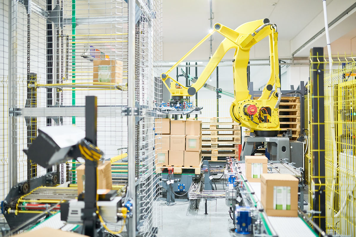 picking and packing robots
