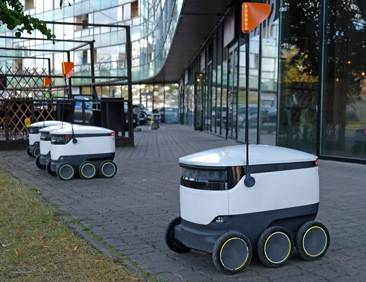 Logistics Robots